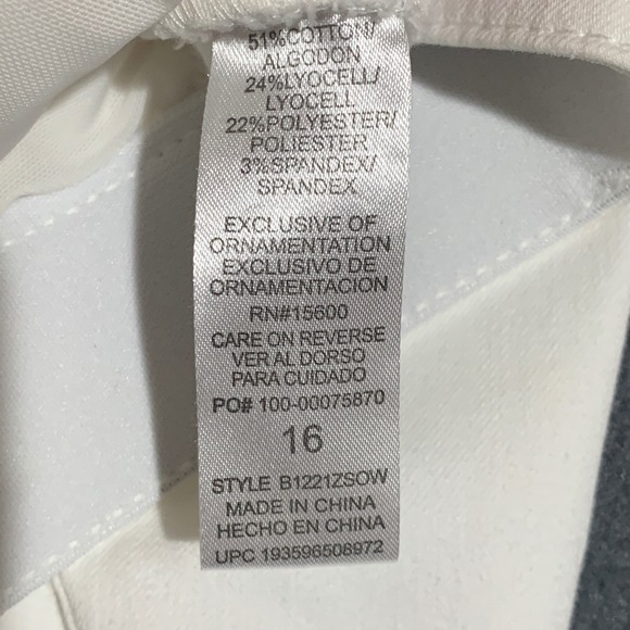 Democracy Ab Solution Women's 16 White Flare Denim Jeans Casual Pants‎ Stretch - Picture 4 of 8